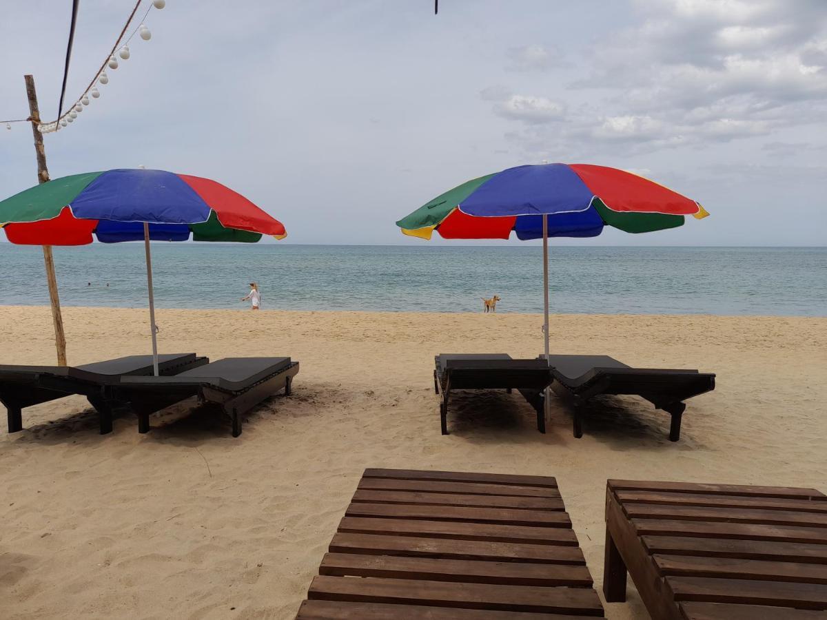 Golden Beach Chalets Arugam Bay Exteriör bild